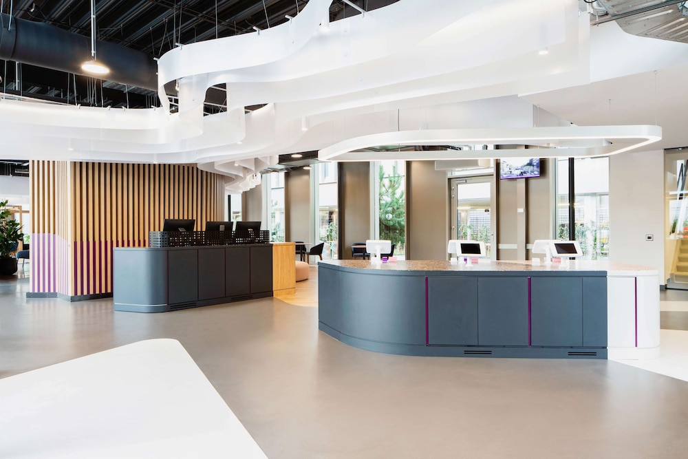YOTEL Amsterdam, Select by Hilton 2/42