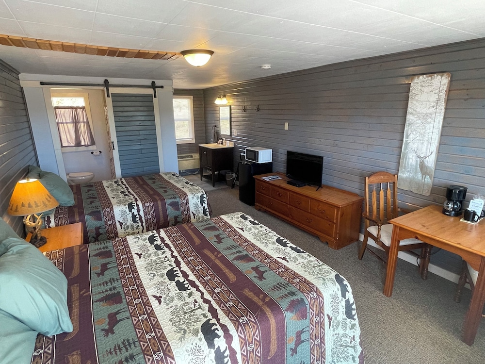 El Rancho Motel 14/51