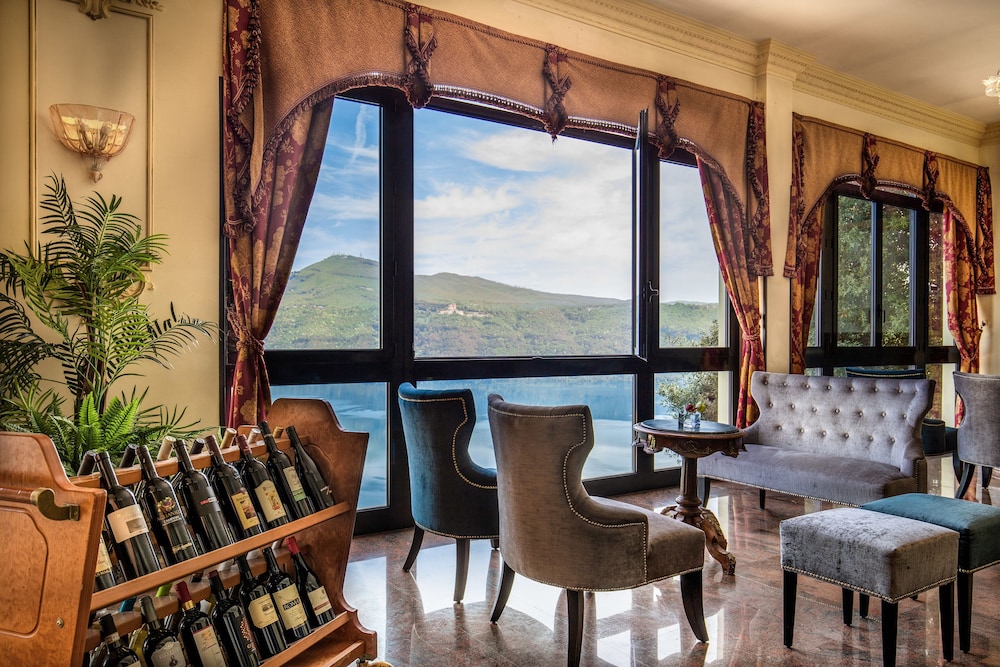 Hotel Castel Vecchio 26/48