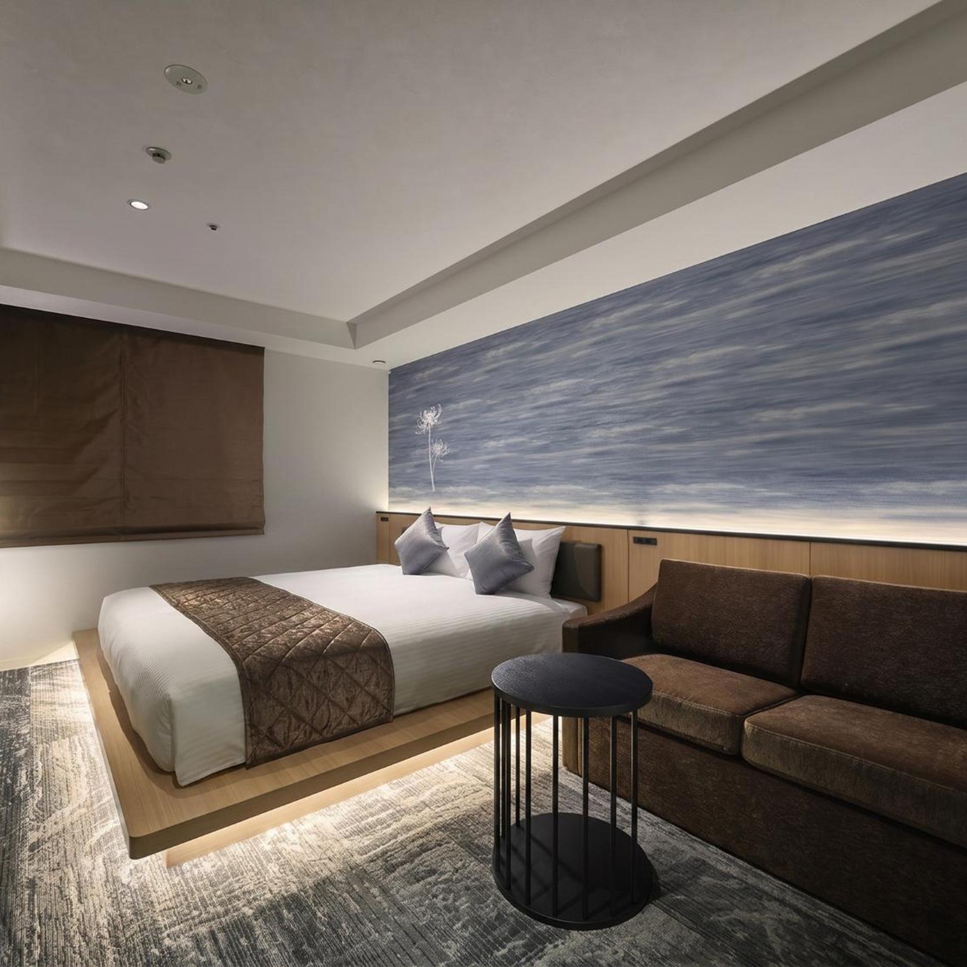 Hollywood, Designer, Moderate, Twin Beds