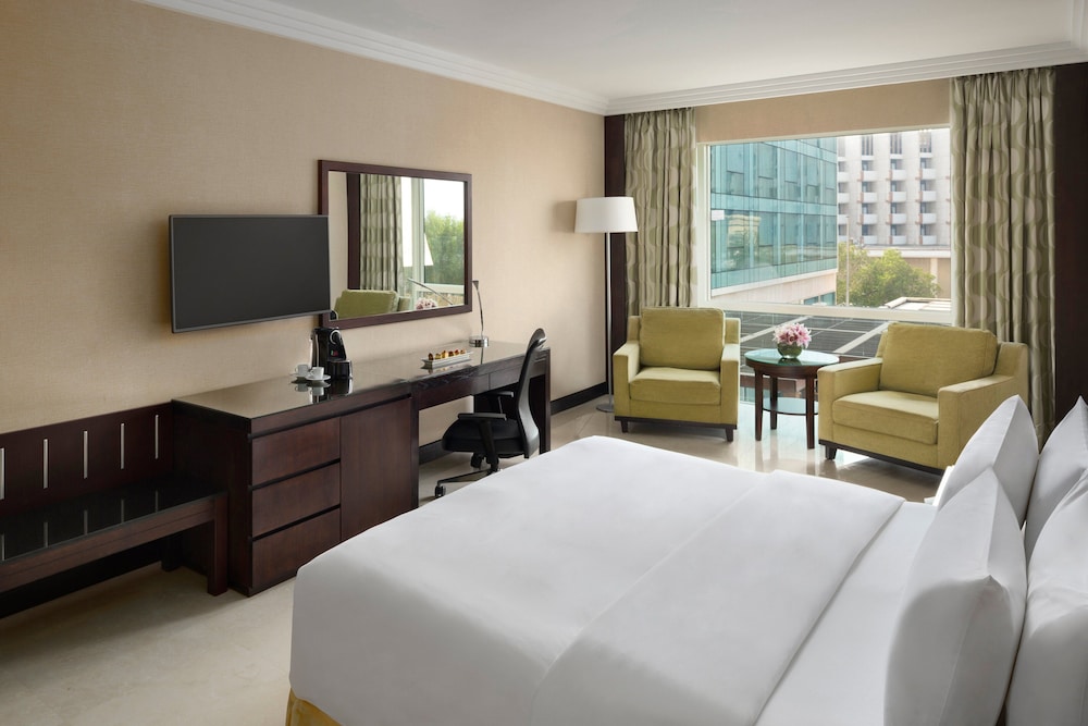 Crowne Plaza Jeddah 23/69