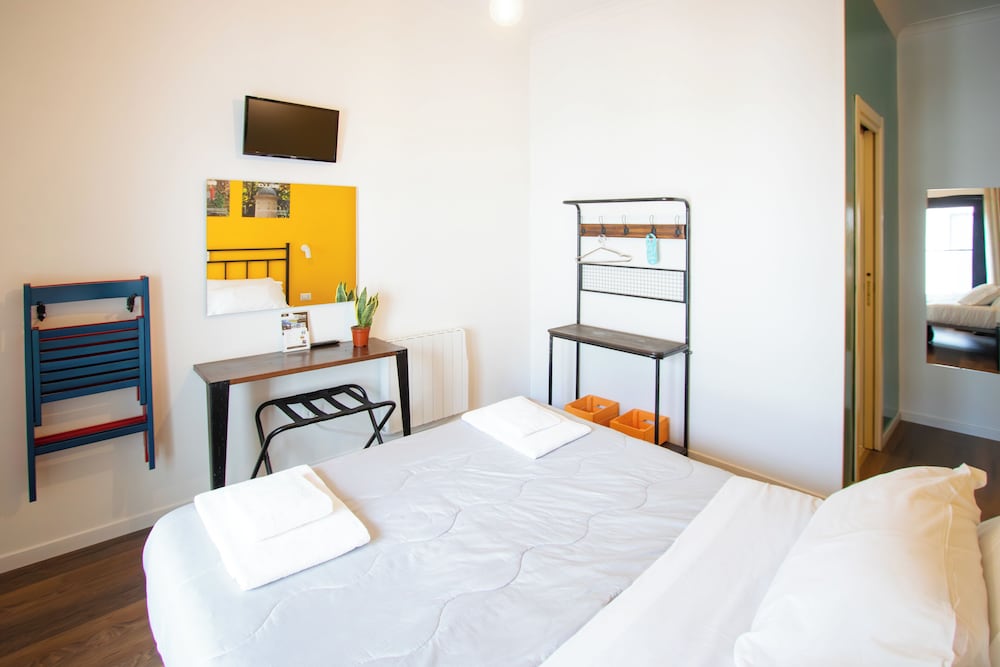 غرفة اقتصادية بسرير مزدوج، Ostello Bello Napoli 5/10