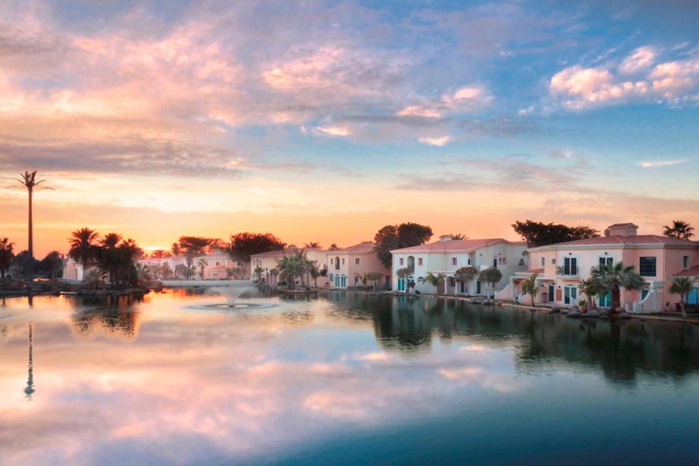 منتجع وسبا صن سيت بيتش مارينا(Sunset Beach Resort Marina & Spa) 239/243