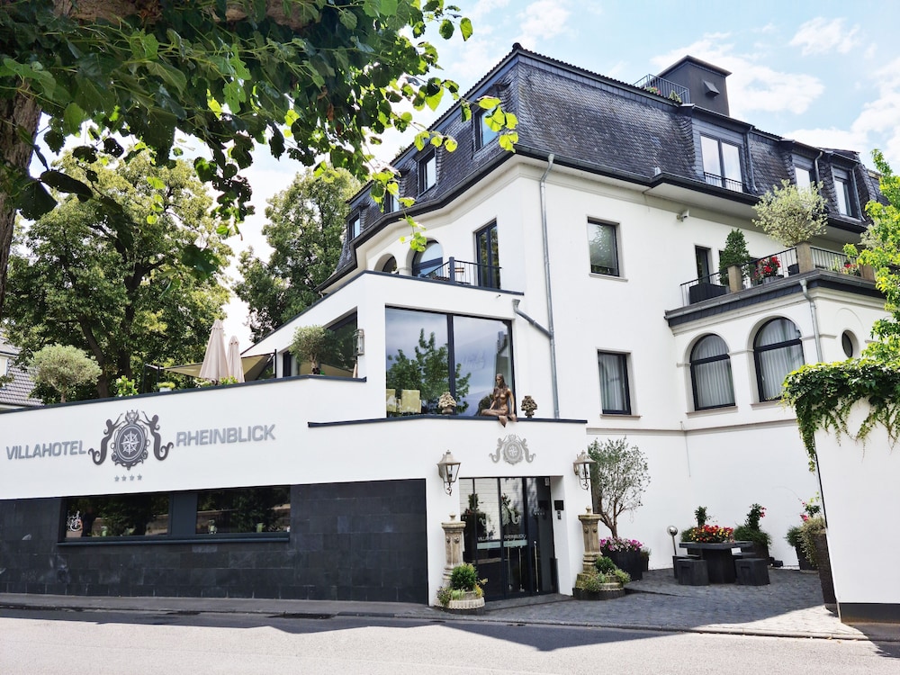 Villahotel Rheinblick 5/50