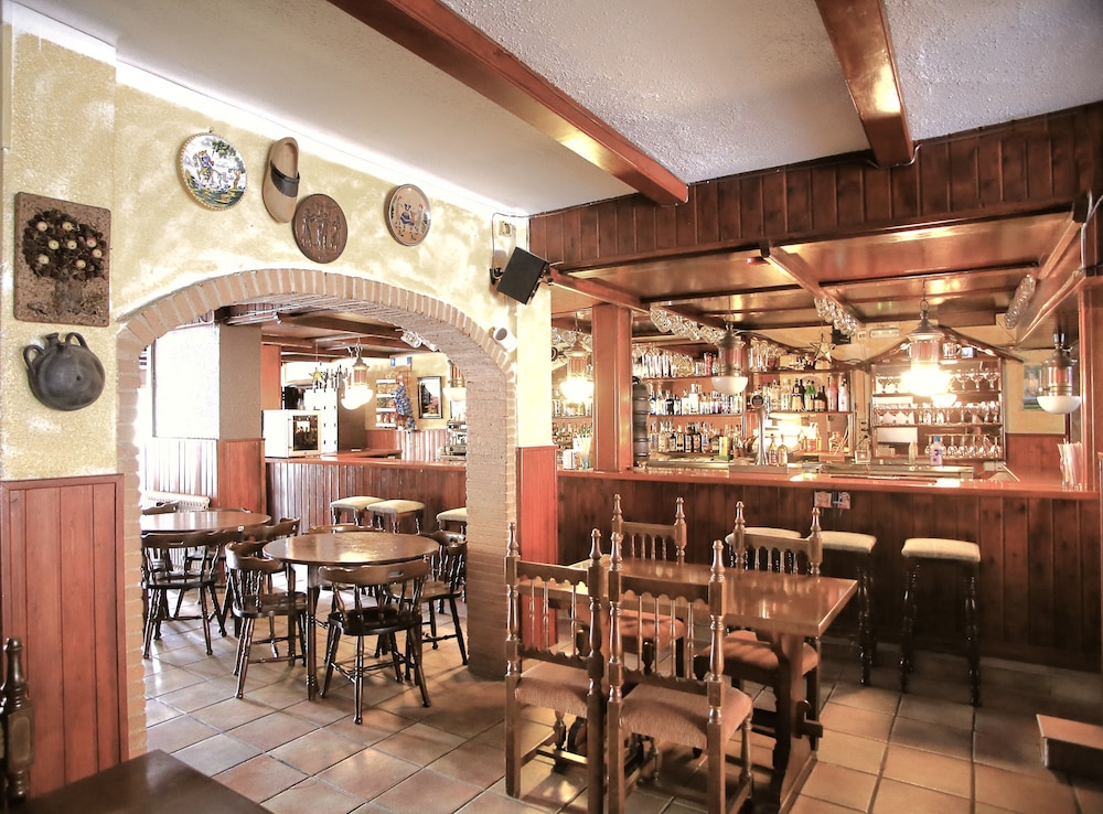 Hostal Isabel 31/37