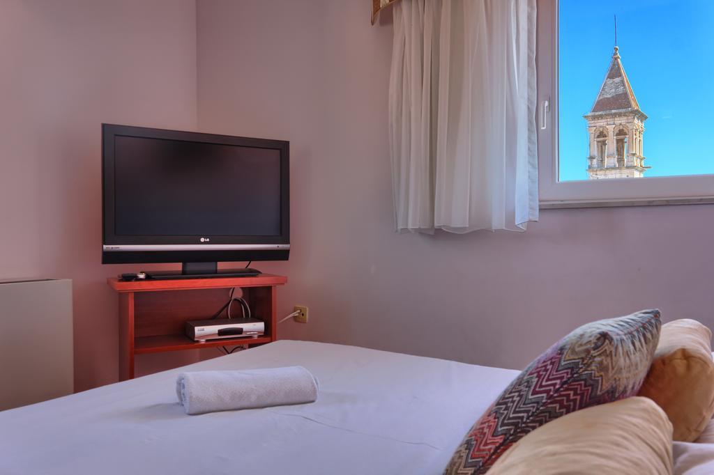 TROGIR 14/25