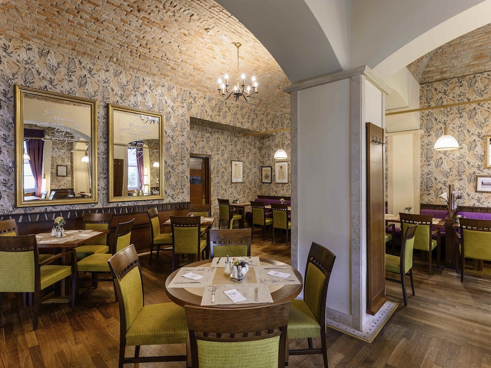 Mercure Szekesfehervar Magyar Kiraly 52/64