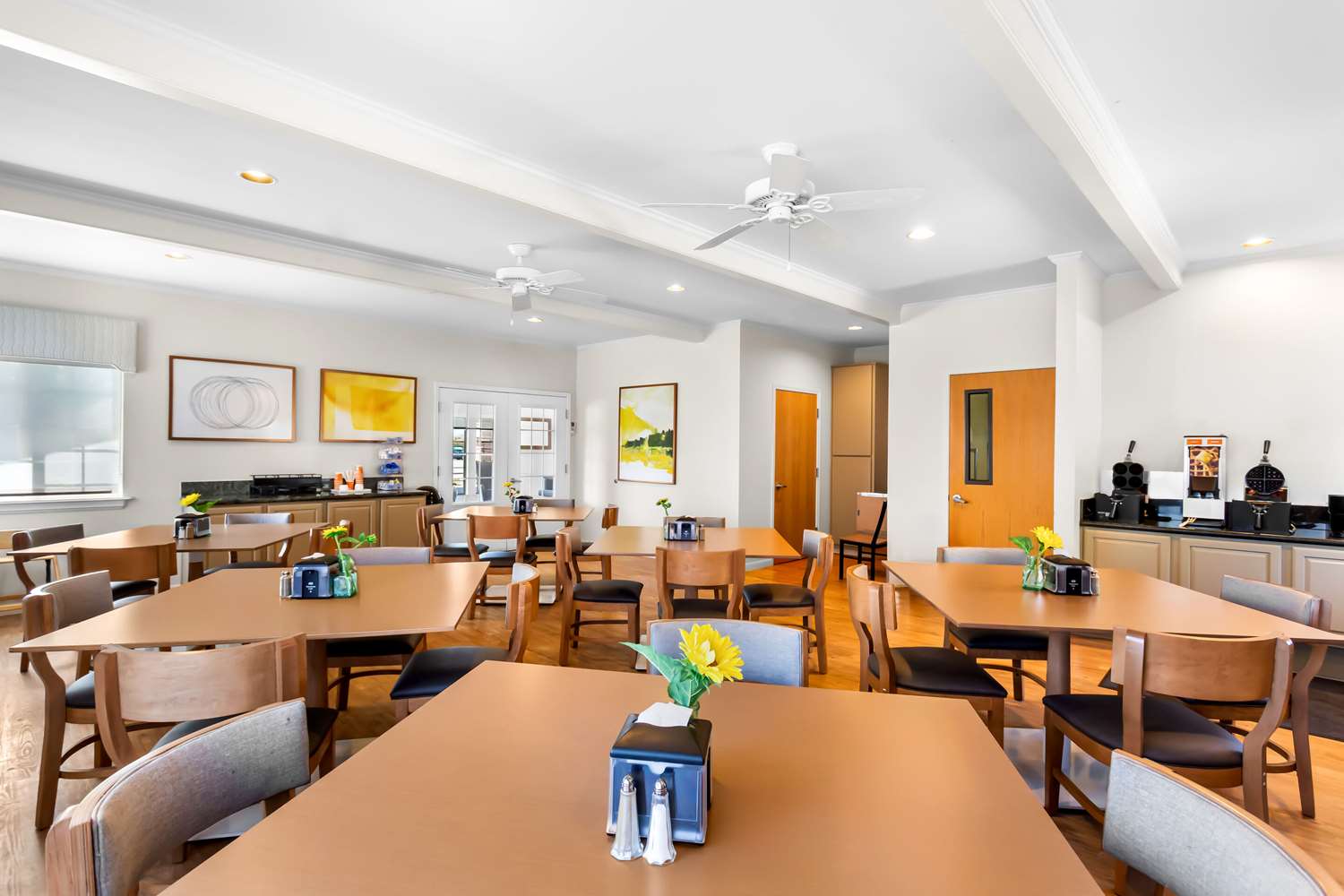 Comfort Inn & Suites Susanville CA 14/24
