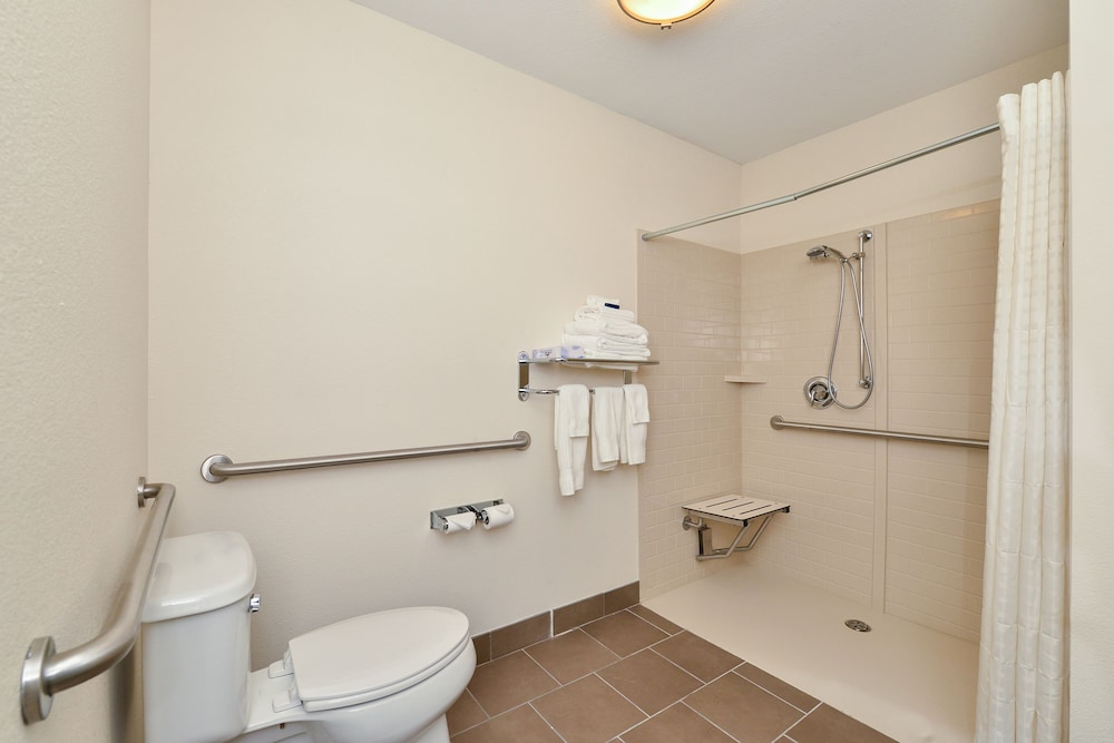 Candlewood Suites Monahans 25/50