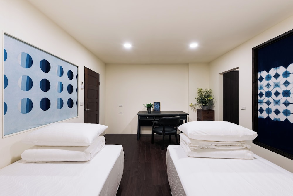 Zhuo Ye Cottage 15/50