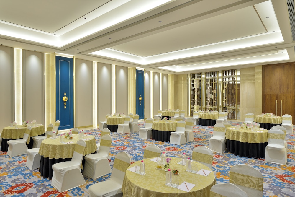 Boulevard 9, Nadiad - IHCL SeleQtions 45/60