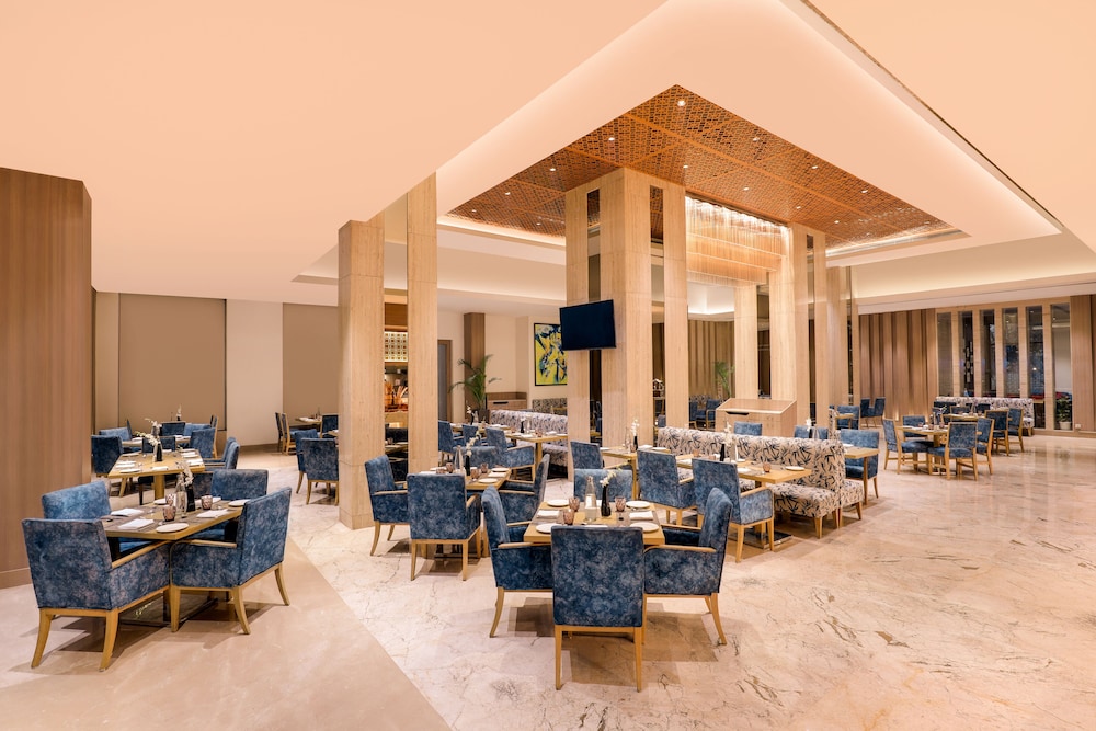 Sandal Suites Op. By Lemon Tree Hotels 43/50