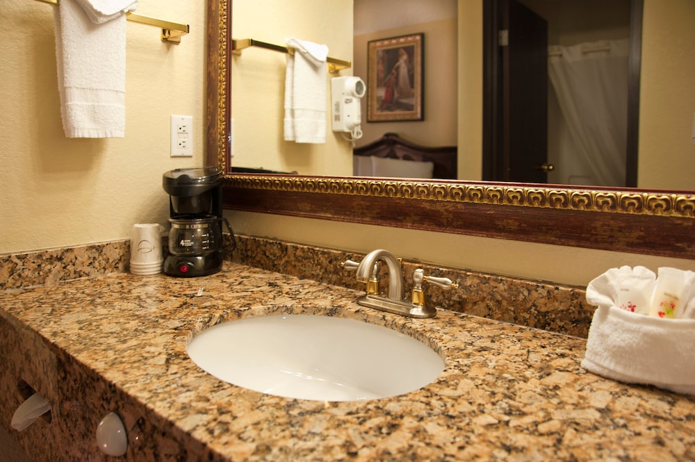 Stone Castle Hotel Conference Center 42/54