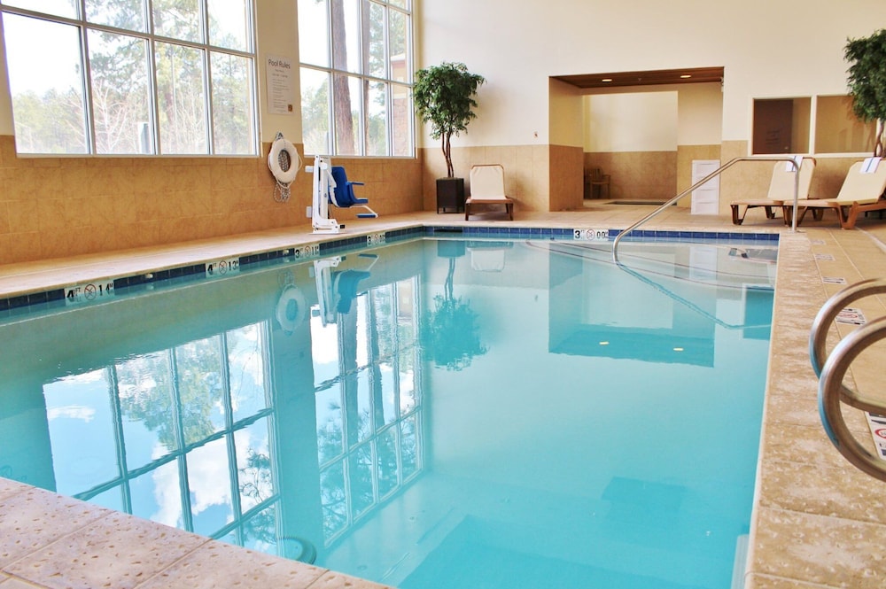 swimming pool spa