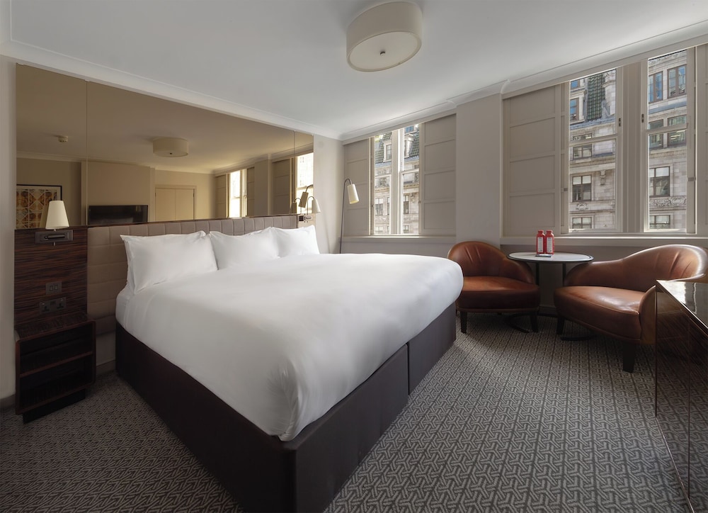 غرفة سوبيريور بسرير كينج بإطلالة، Strand Palace Hotel 3/5