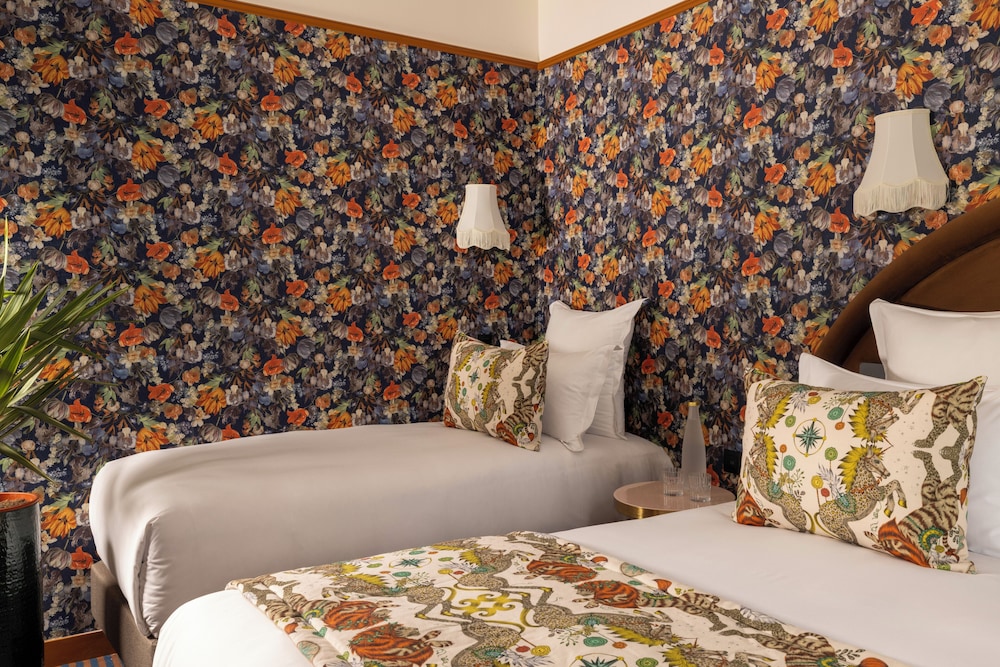 Hotel Ginette a la Folie 57/79