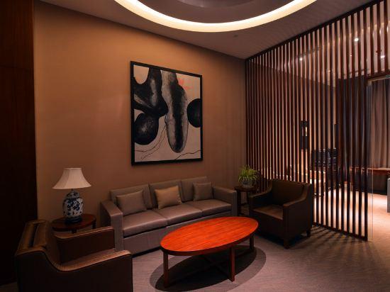 Ji'an Hotel 35/51
