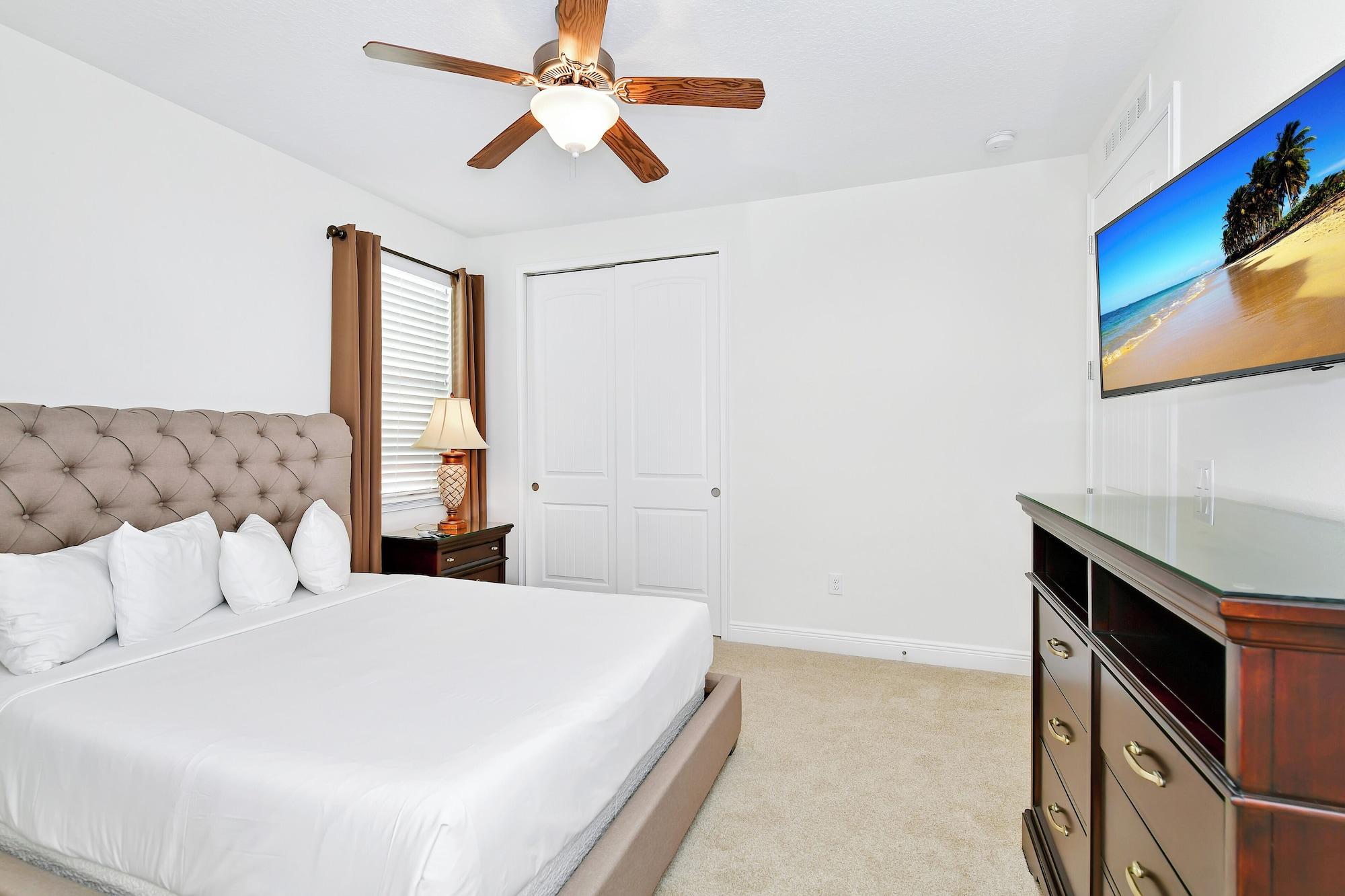 6 Bedrooms, Luxury, House, East Side, Private Pool
