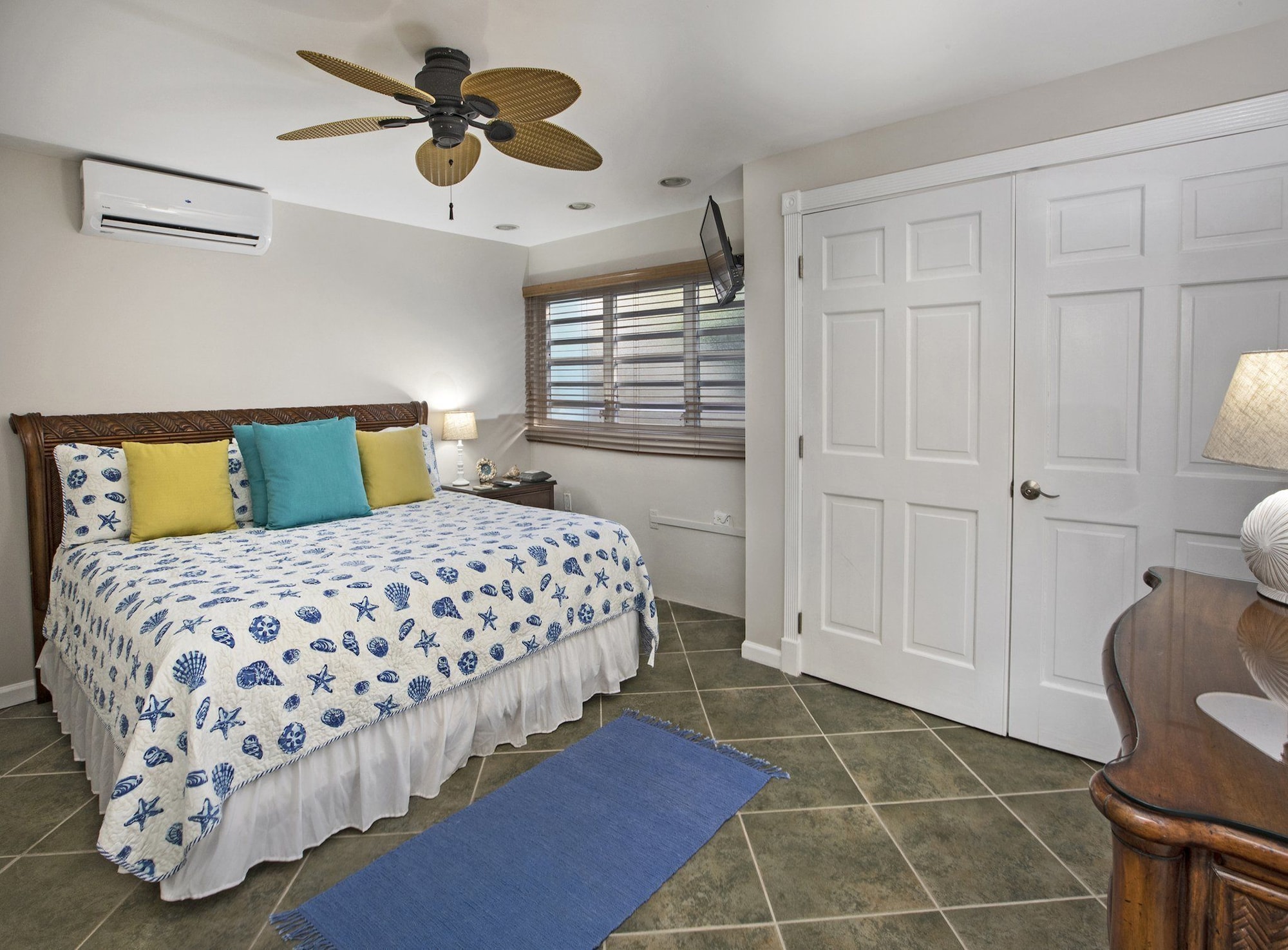 2 Bedrooms, Condo, 2 King Beds, Beach Front, Sofa