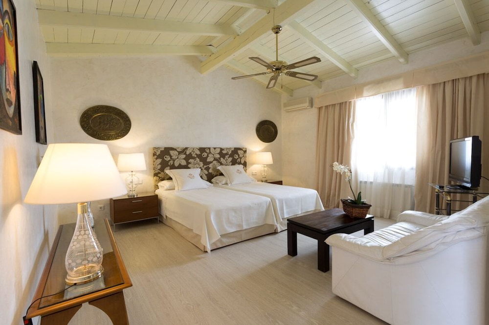 Hotel Rural Cas Pla 44/65