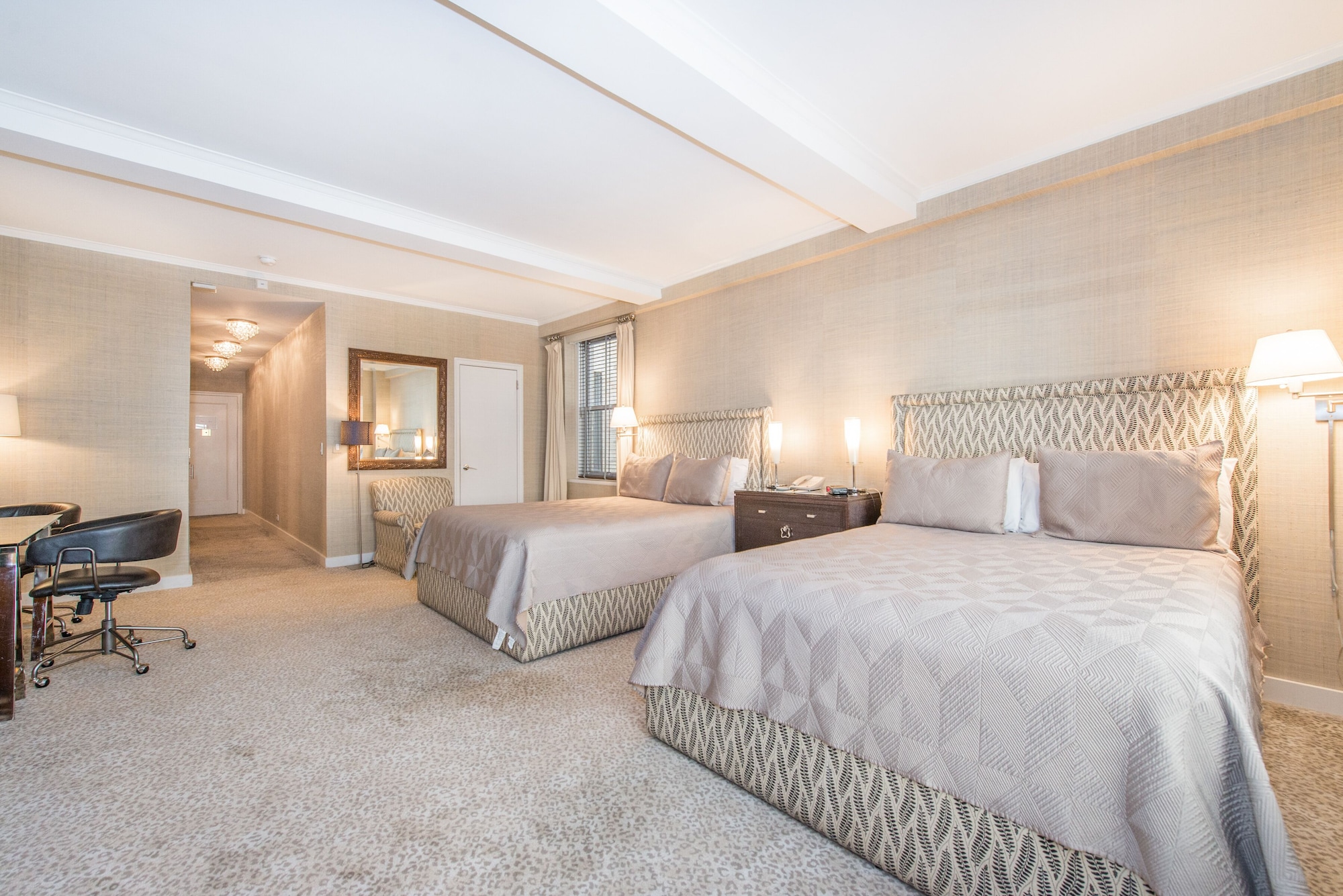 Studio, 2 Queen Beds