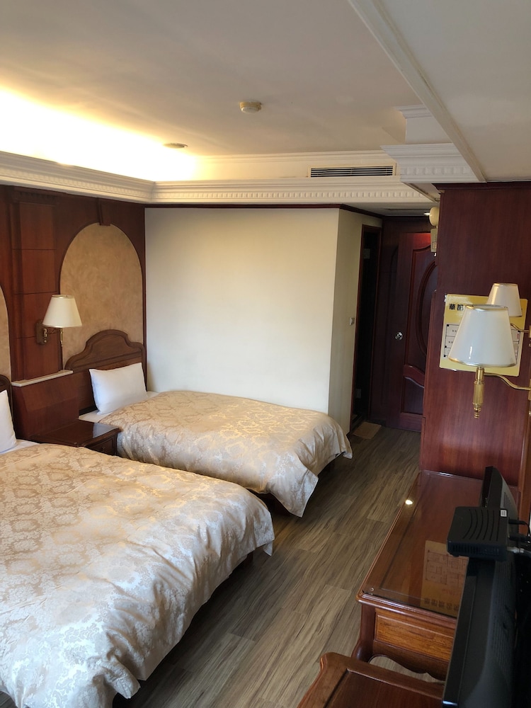 Hua Du Hotel 17/65
