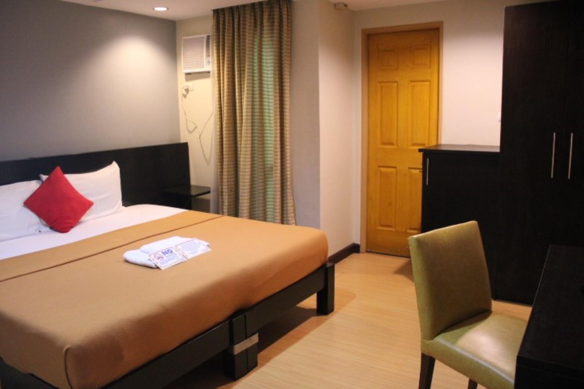 Private, Deluxe, King Bed