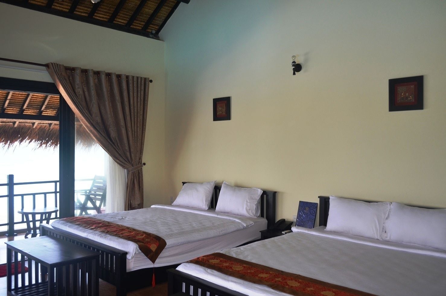 DELUXE, 2 QUEEN BEDS, OCEAN FRONT