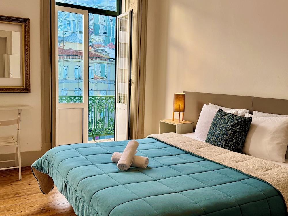 SUPERIOR, DOUBLE BED