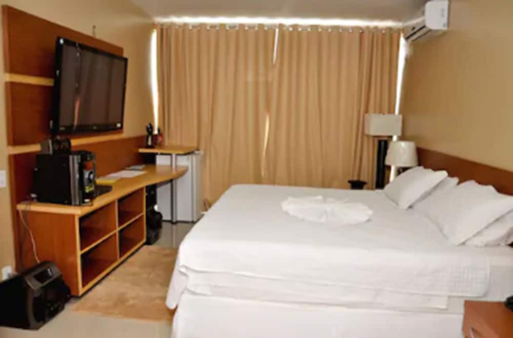 Barrudada Tropical Hotel 12/57