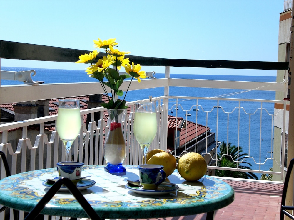 Albergo Riviera 35/46