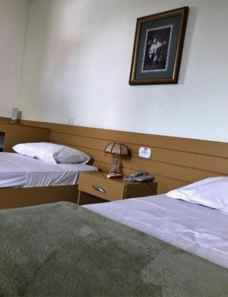 Hotel Family 22/66