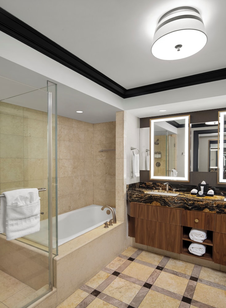Ameristar Casino Resort Spa St. Charles 63/64