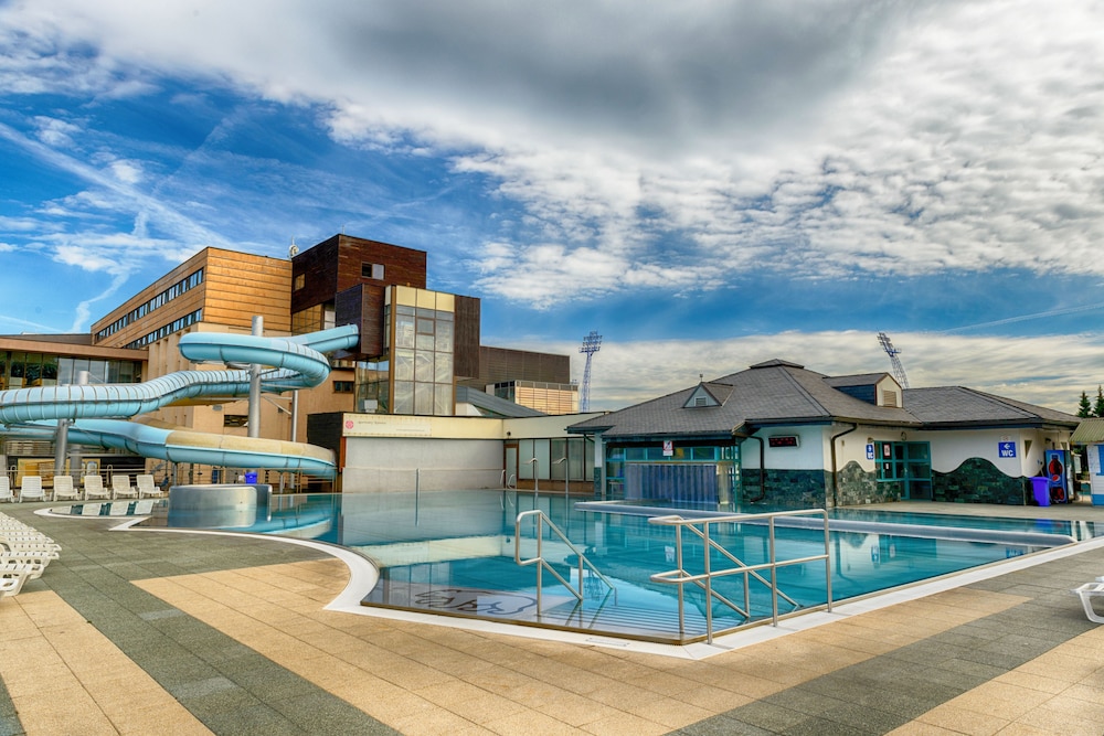 Hotel Aquacity Seasons 4/64
