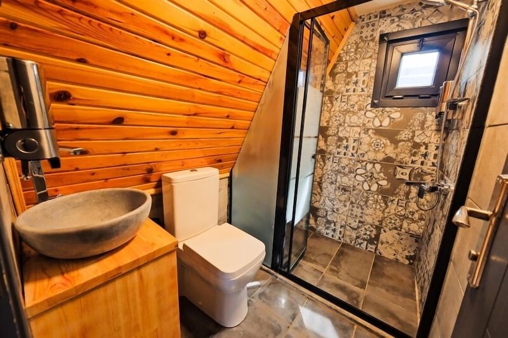 Kerpe Bungalov Hotel 50/50