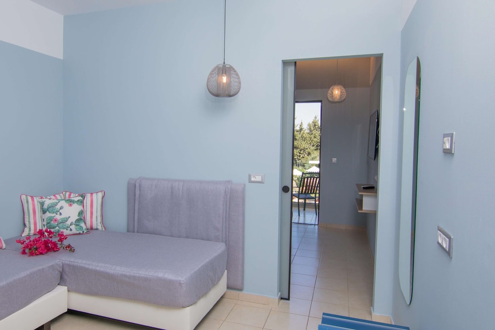 Lindos Breeze Beach Hotel 46/64