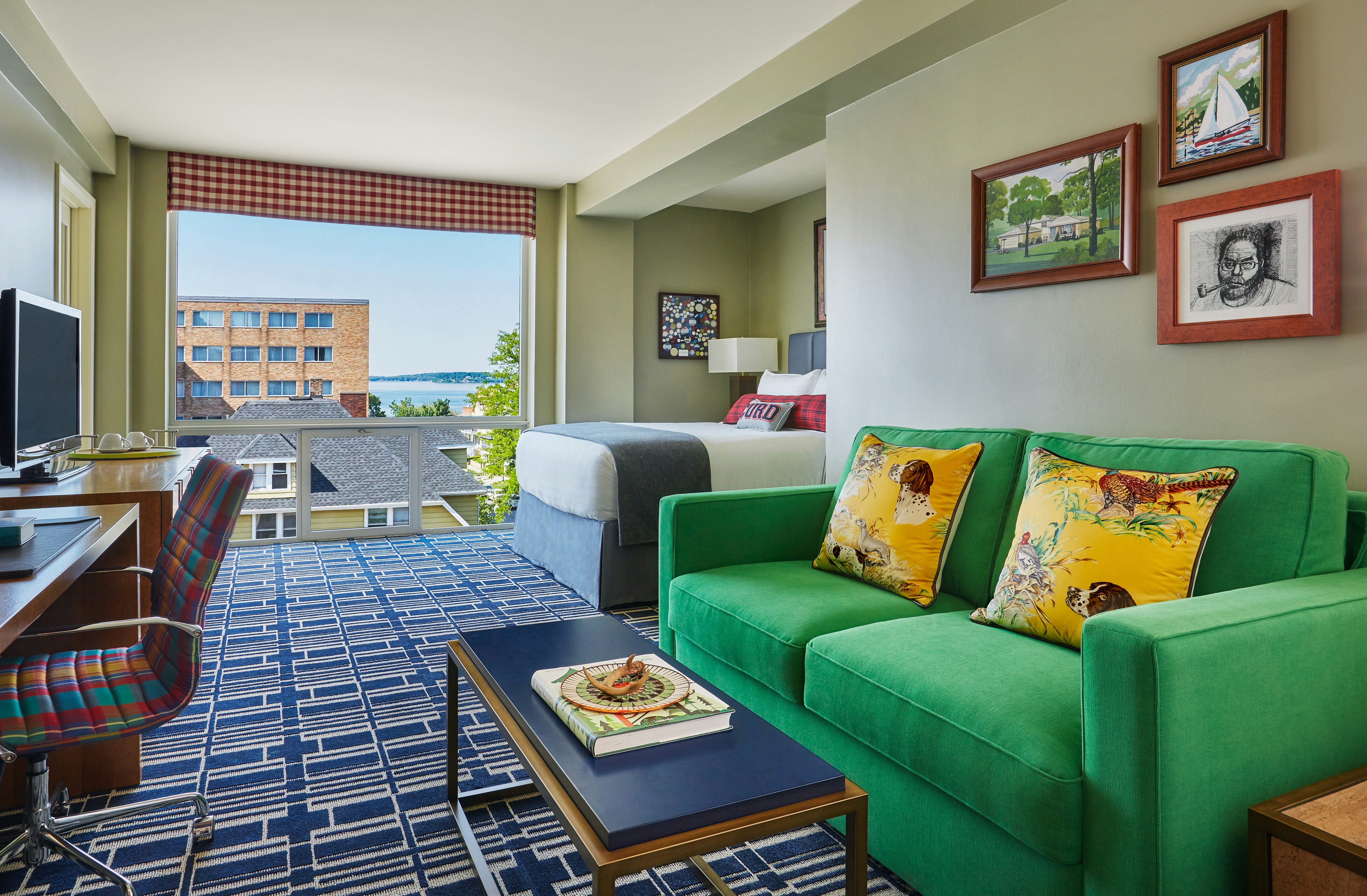 Graduate, Studio, Suite, King Bed