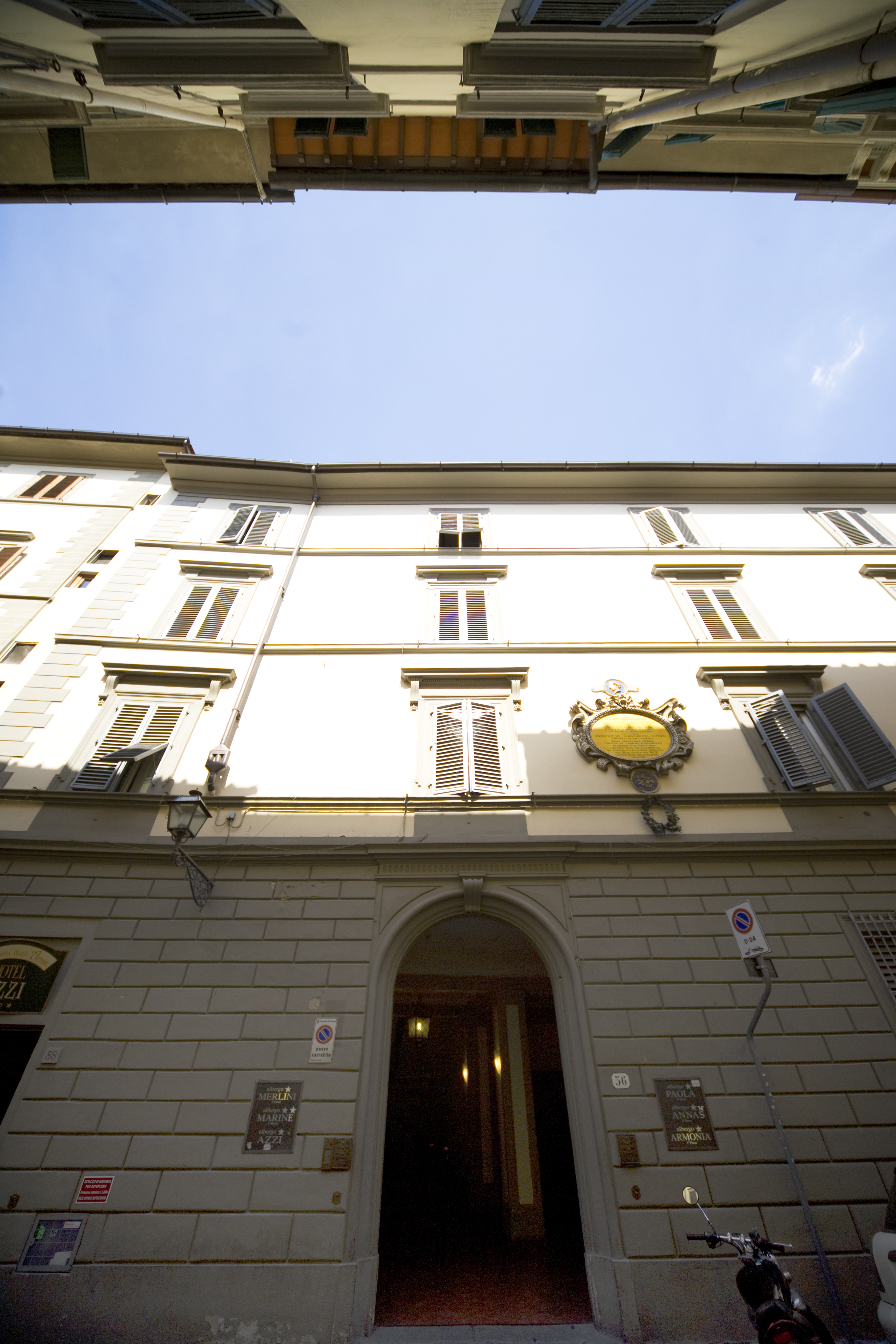 Hotel Merlini 1/28