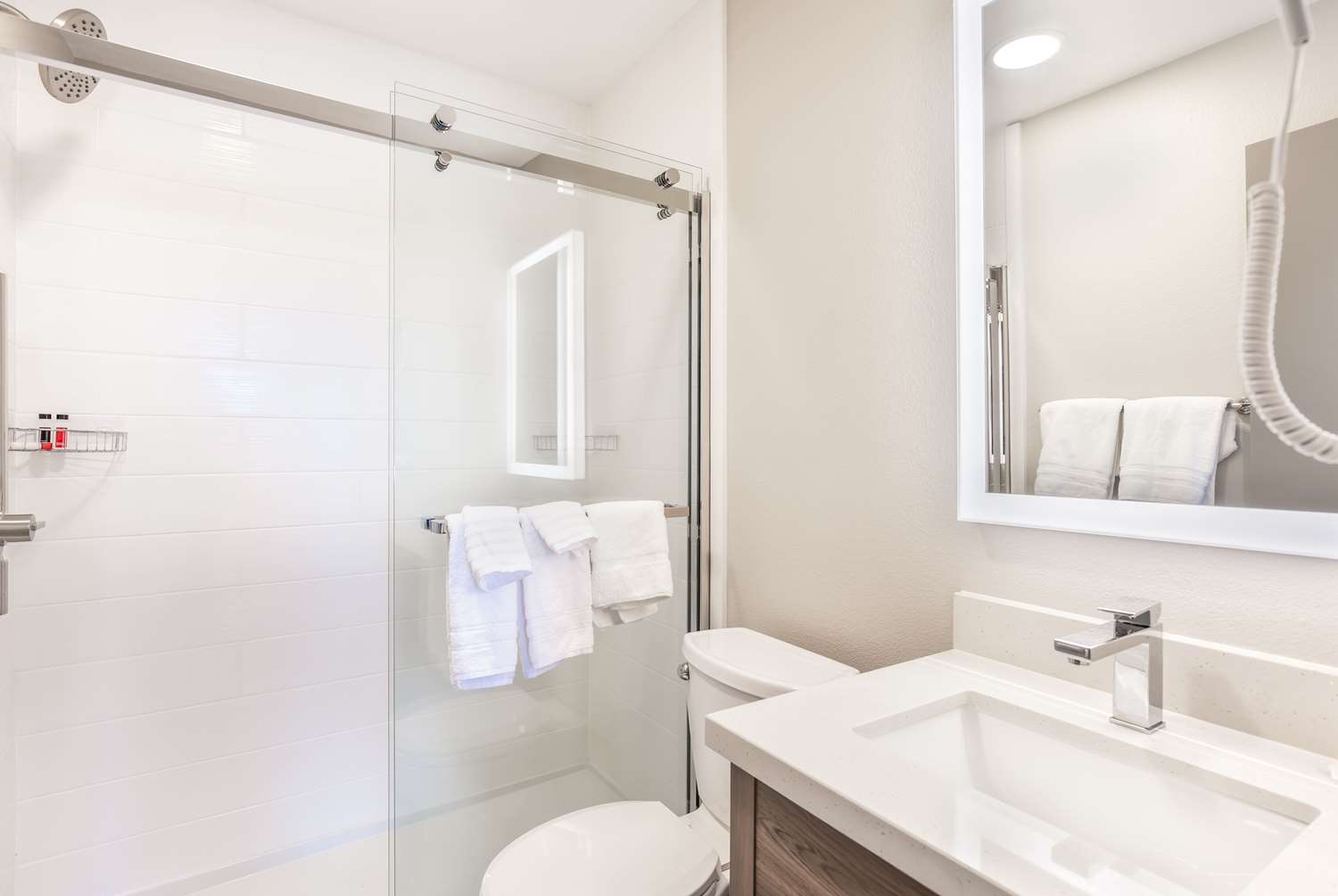 Days Inn By Wyndham Red Bluff 39/42