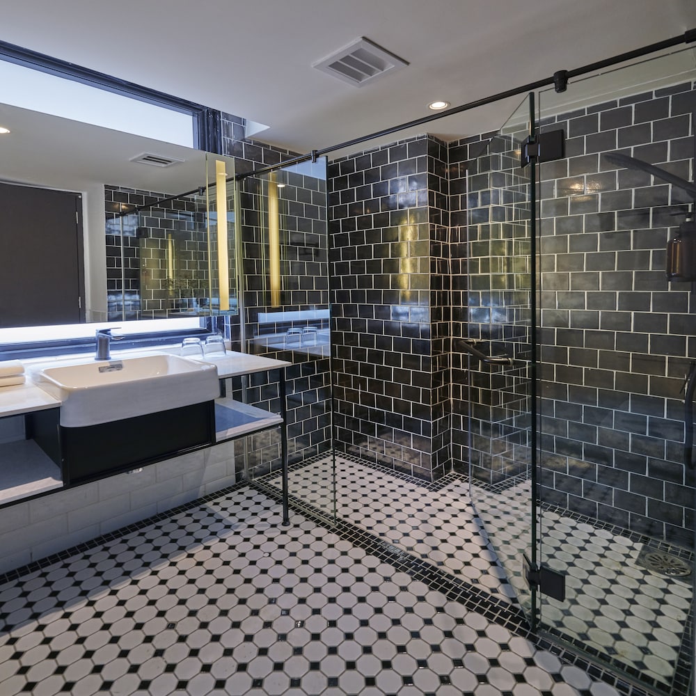 J-Hotel By Dorsett photo1