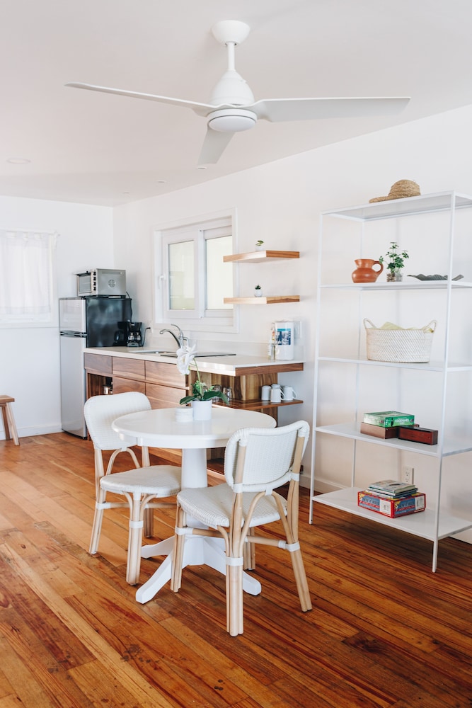 The Beach House Boutique Hotel 33/49