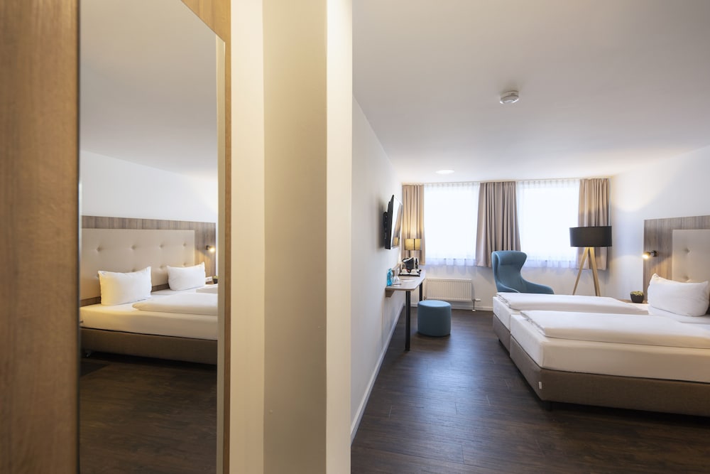 ACHAT Hotel Stuttgart Zuffenhausen 35/80