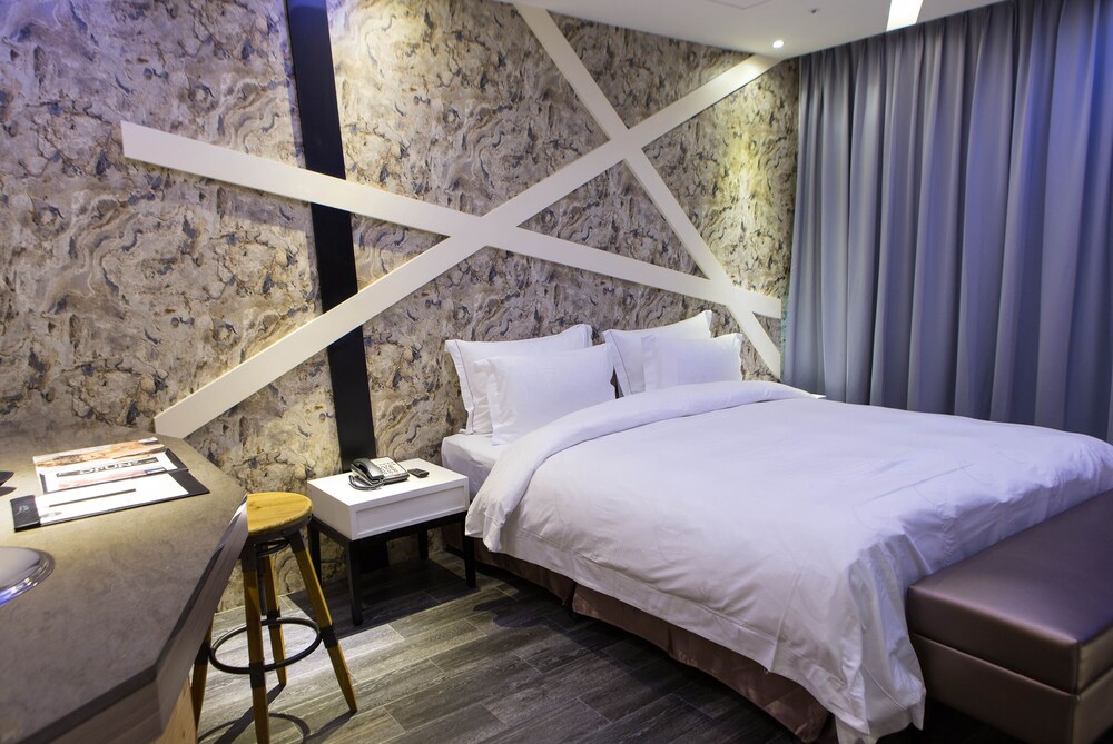 All-Ur Boutique Motel - Xin-Jhung Branch 24/50