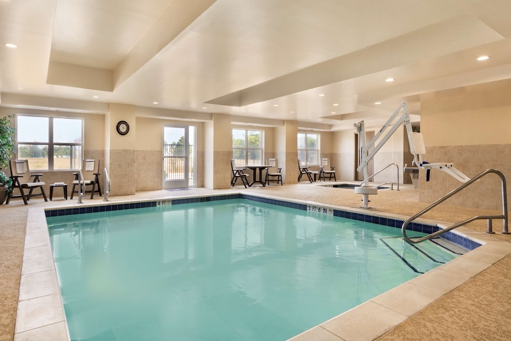 Country Inn & Suites by Radisson, Texarkana, TX 3/27
