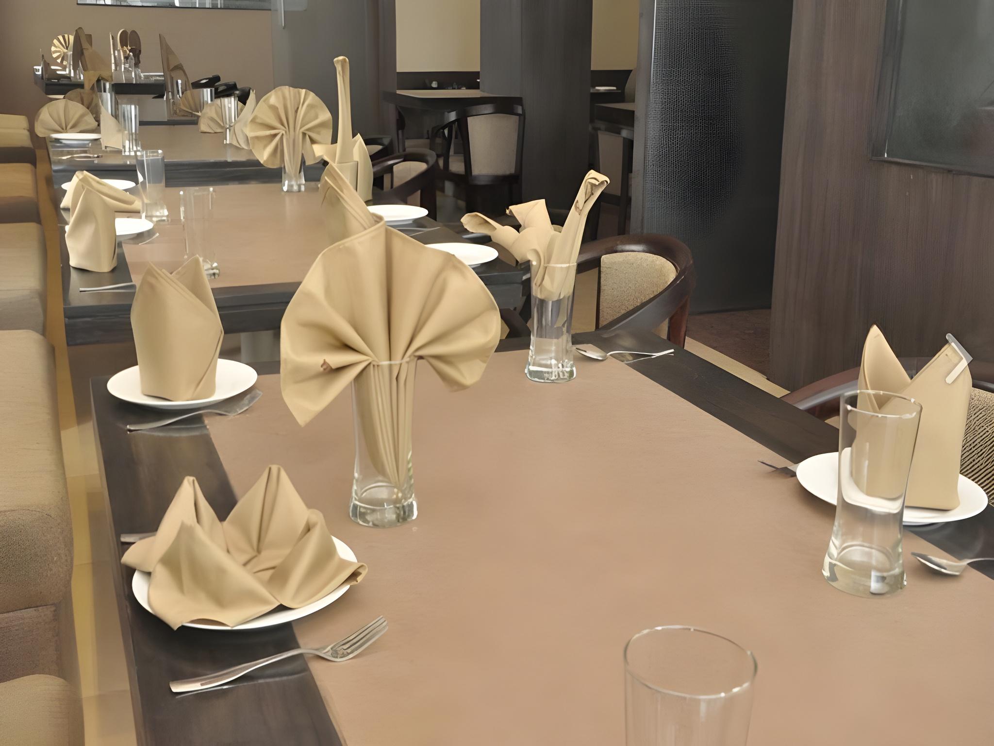 City Inn Hotel & Restaurant 12/17