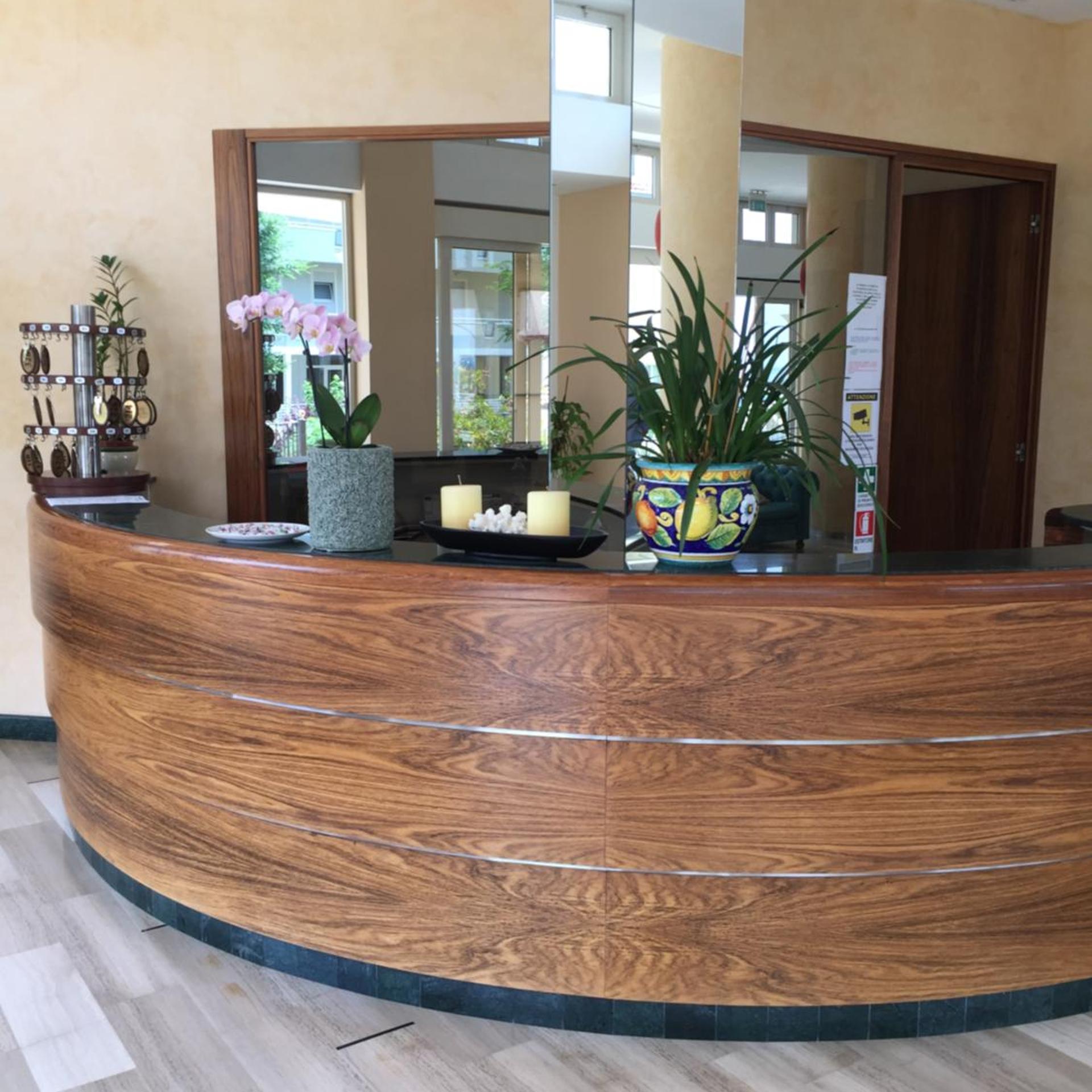 Hotel La Rosa 8/50