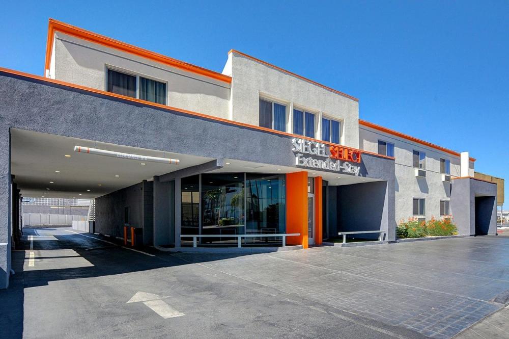 Siegel Select Convention Cente Ex Rodeway Inn 55/63