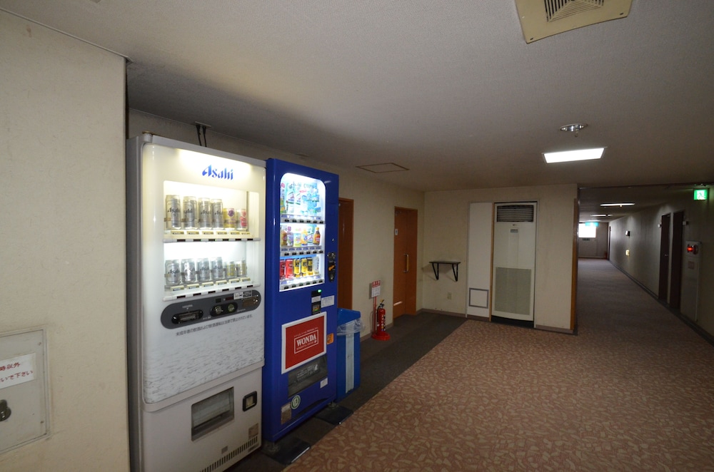 Ayaha Lakeside Hotel 5/18