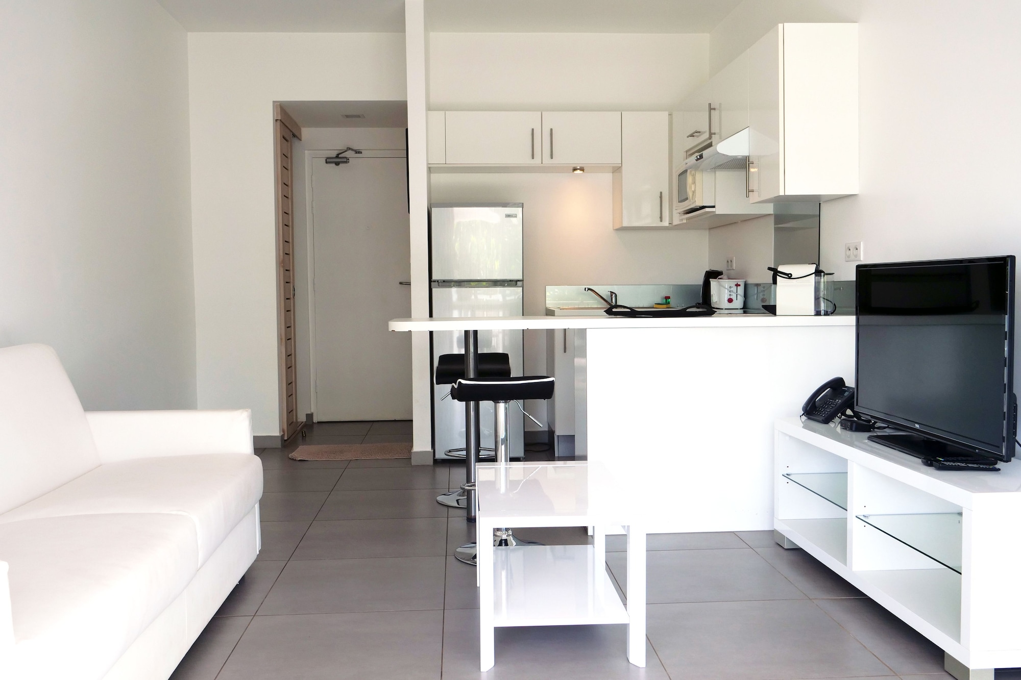 Exclusive, Garden, Suite, 2 Queen Beds, Sofa