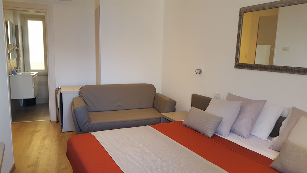 Albergo Pace 14/42